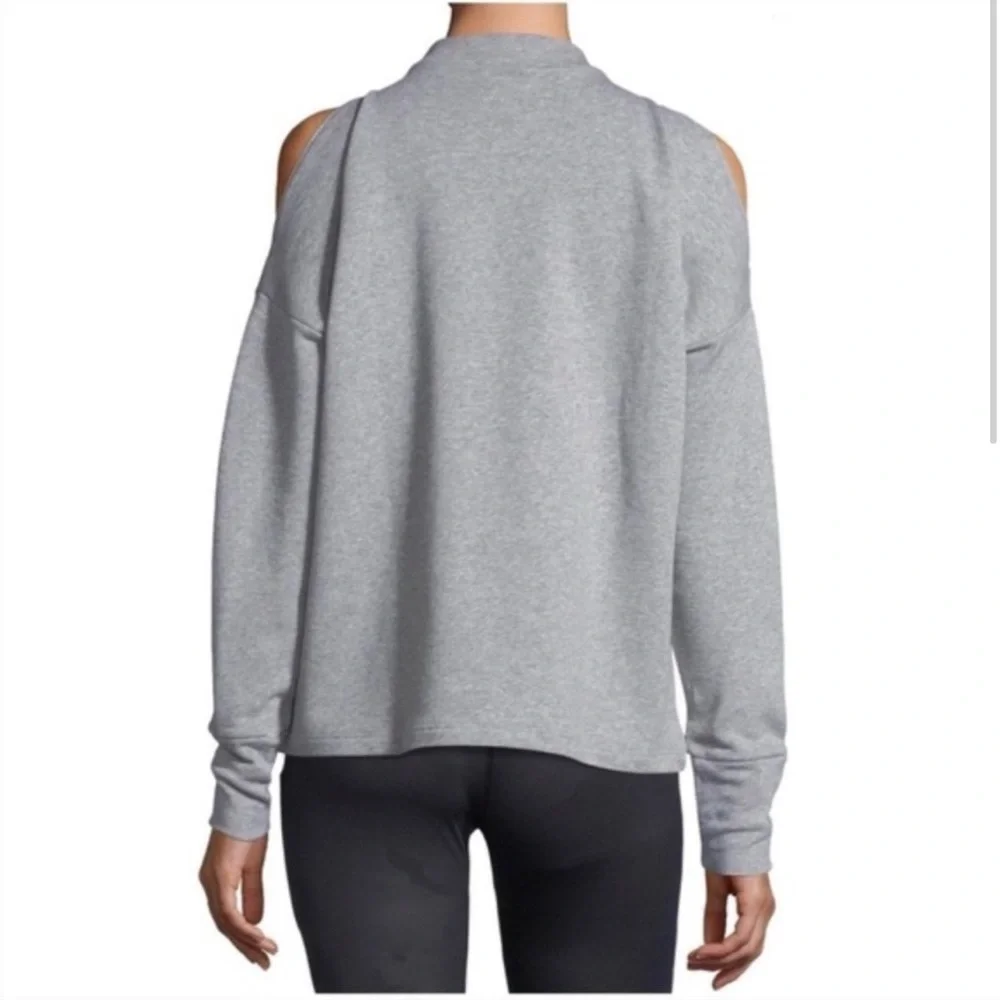 Varley Carbon Revive Cold Shoulder Sweatshirt in Light Heather Grey S Revolve - Picture 3 of 12